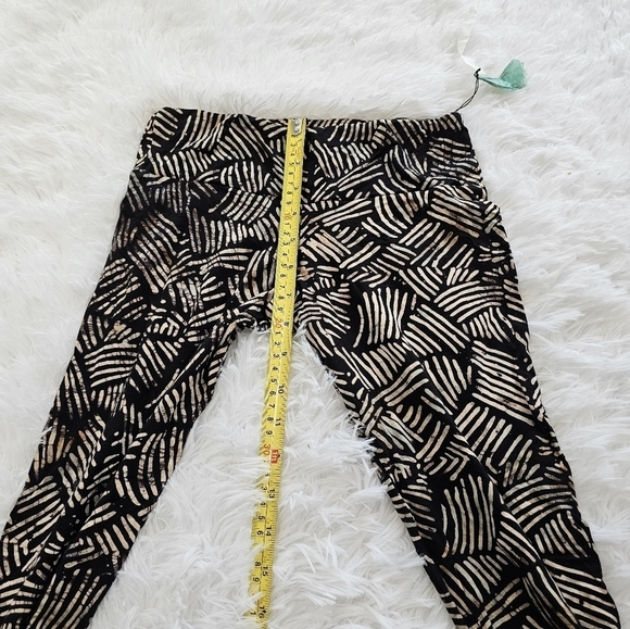 Hands to hearts size small lycra leggings - Picture 12 of 12